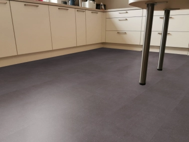 5885 Crystal Micro Terrazzo