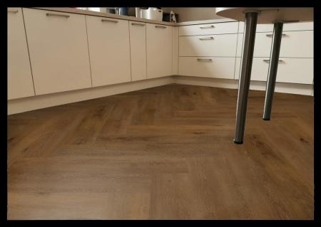 Aspecta Vinylboden Contours IC55 Chantilly Chevron Riviere 6416731X