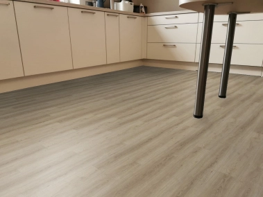 69Ad62 Bleached Oak 4V