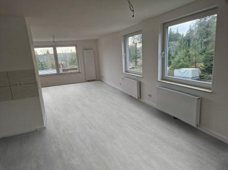 Sooted Panel White  69Am77