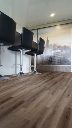 Dark Honey Oak 4V 69Am81E