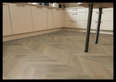 Aspecta Vinylboden Contours Chevron IC55 Bolsena 85C76524X