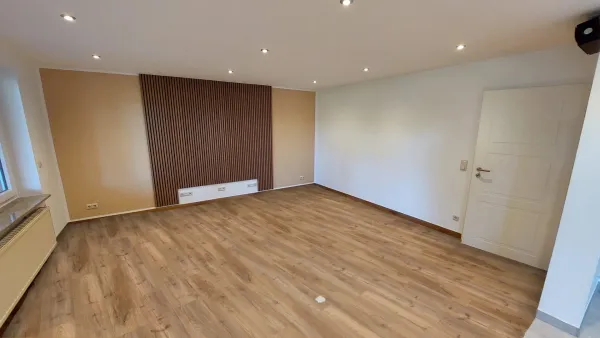 Larch Nordic Brown 34650880