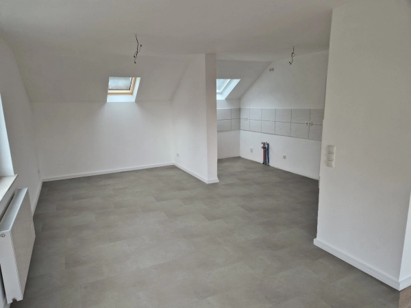 32750 900 MALACIA 2.5 concrete grey middle