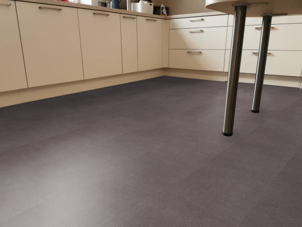 5885 Crystal Micro Terrazzo