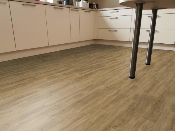 Castello Oak 4V 69Am61E