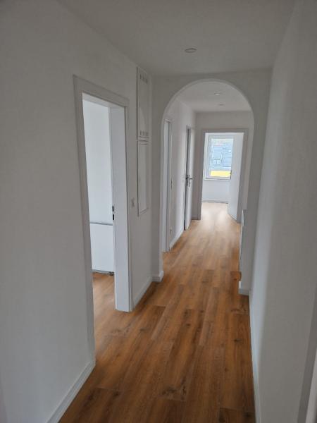 CasaNova 84Cs08 Eiche Dunkel LHD 4V