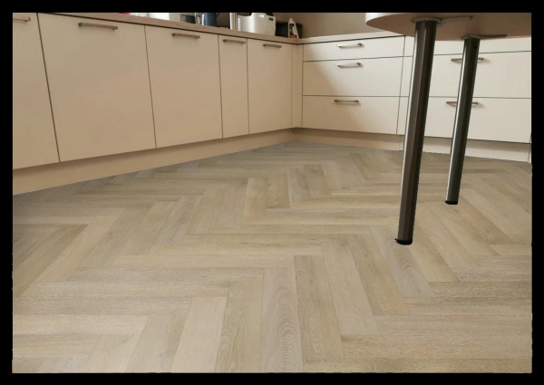 Aspecta Vinylboden Contours HB IC55 Como 85HB76565X Aspecta Vinylboden Contours HB IC55 Como 85HB76565X