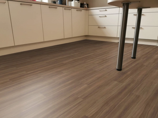 Designboden Designline 99DM30 Cool Walnut Dark Designboden Designline 99DM30 Cool Walnut Dark