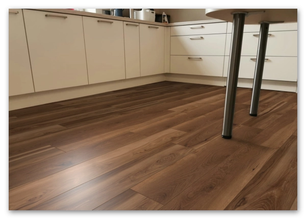 Designbelag CoreTec Ocala Walnut 68 50-LVRE-2068 Designbelag CoreTec Ocala Walnut 68 50-LVRE-2068