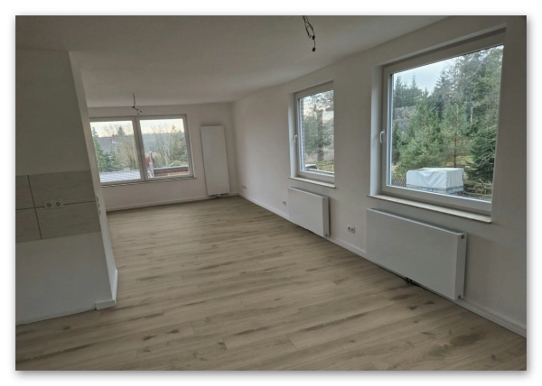 die Verlegung auf fast allen Untergründen und im Wintergarten ohne weiteres Zubehör die Verlegung auf fast allen Untergründen und im Wintergarten ohne weiteres Zubehör