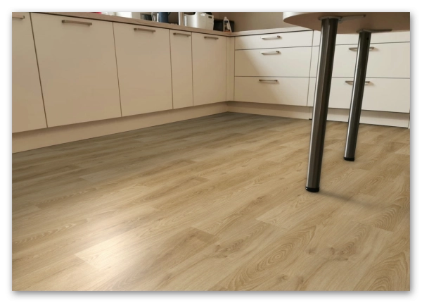 Klick Vinylplanke von CoreTec Bellagio 50 RLV 1220 mit Korkunterlage Klick Vinylplanke von CoreTec Bellagio 50 RLV 1220 mit Korkunterlage