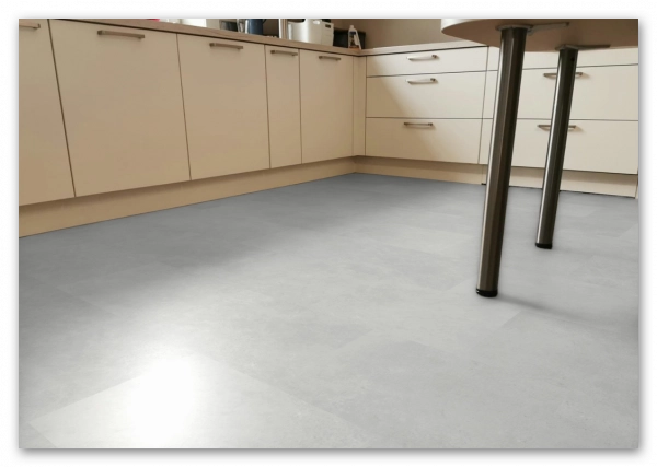 Vinylfliese von CoreTec Beaufort 50 RLV 1704Vinylfliese von CoreTec Cristal 50 RLV 1701 Vinylfliese von CoreTec Beaufort 50 RLV 1704Vinylfliese von CoreTec Cristal 50 RLV 1701