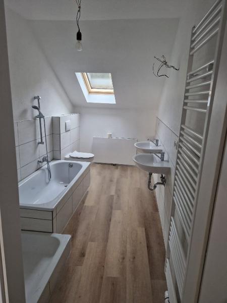 Dark Honey Oak 4V 69Am81E Amalfi