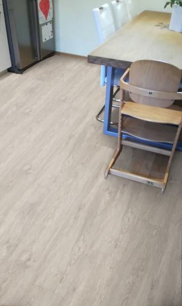 Enia Adoria 2.0 Oak White
