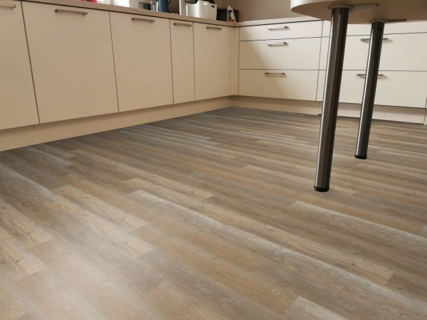 Enia Nantes und Nauders Rustic Olive Enia Nantes und Nauders Rustic Olive