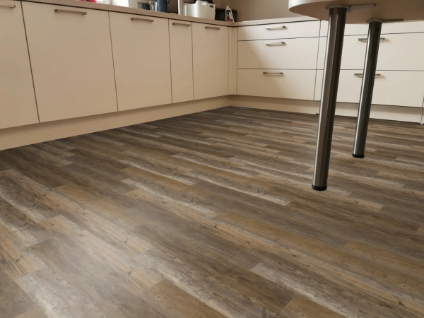 Enia Nantes und Nauders Rustic Brown Enia Nantes und Nauders Rustic Brown