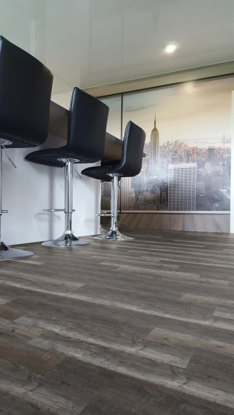 Enia Nantes und Nauders Rustic Dark Enia Nantes und Nauders Rustic Dark