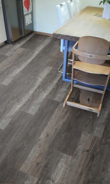 Enia Nantes und Nauders Rustic Dark Enia Nantes und Nauders Rustic Dark