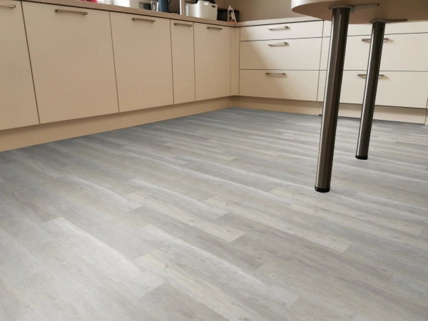 Enia Nantes und Nauders Rustic White Enia Nantes und Nauders Rustic White
