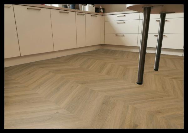 Aspecta Vinylboden Contours Chevron GD55 Macadamia GD5525CH58211