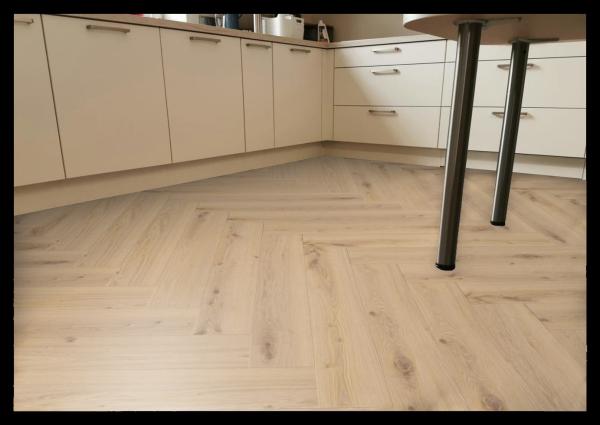 Tarkett Essence 30 – Primary Oak Beige 260055003
