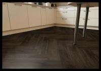 Aspecta Vinylboden Contours IC55 Chantilly Chevron Terre 6416730X